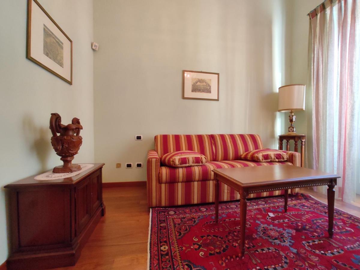 Castello Suite Turin Extérieur photo