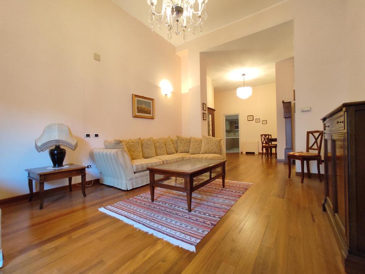 Castello Suite Turin Extérieur photo